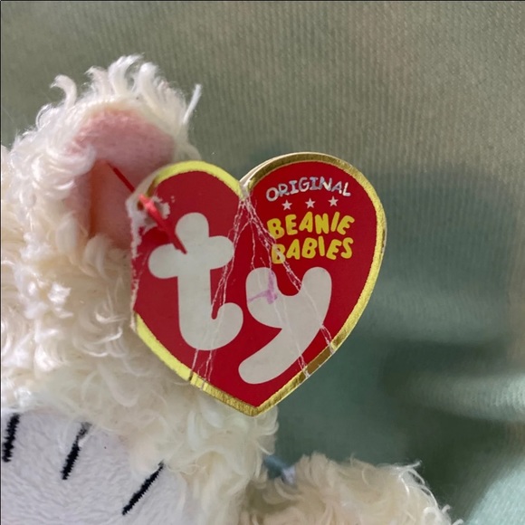 Hello Kitty Lamb Plush - Picture 4 of 13